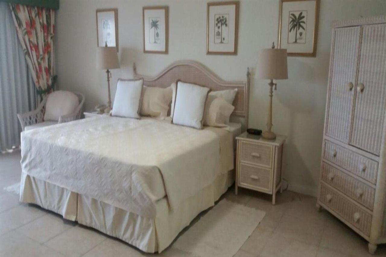 Coral Sands Beach Resort Bridgetown Esterno foto