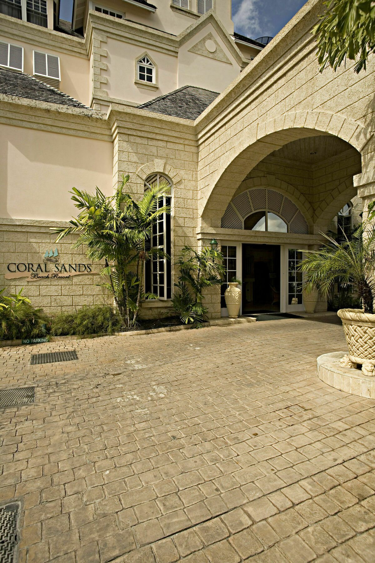Coral Sands Beach Resort Bridgetown Esterno foto
